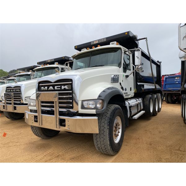 2017 MACK GU713 Dump Truck