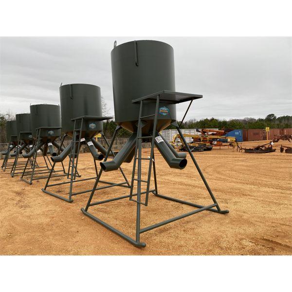 OUTBACK CP GRAVITY FLOW PROTEIN FEEDER