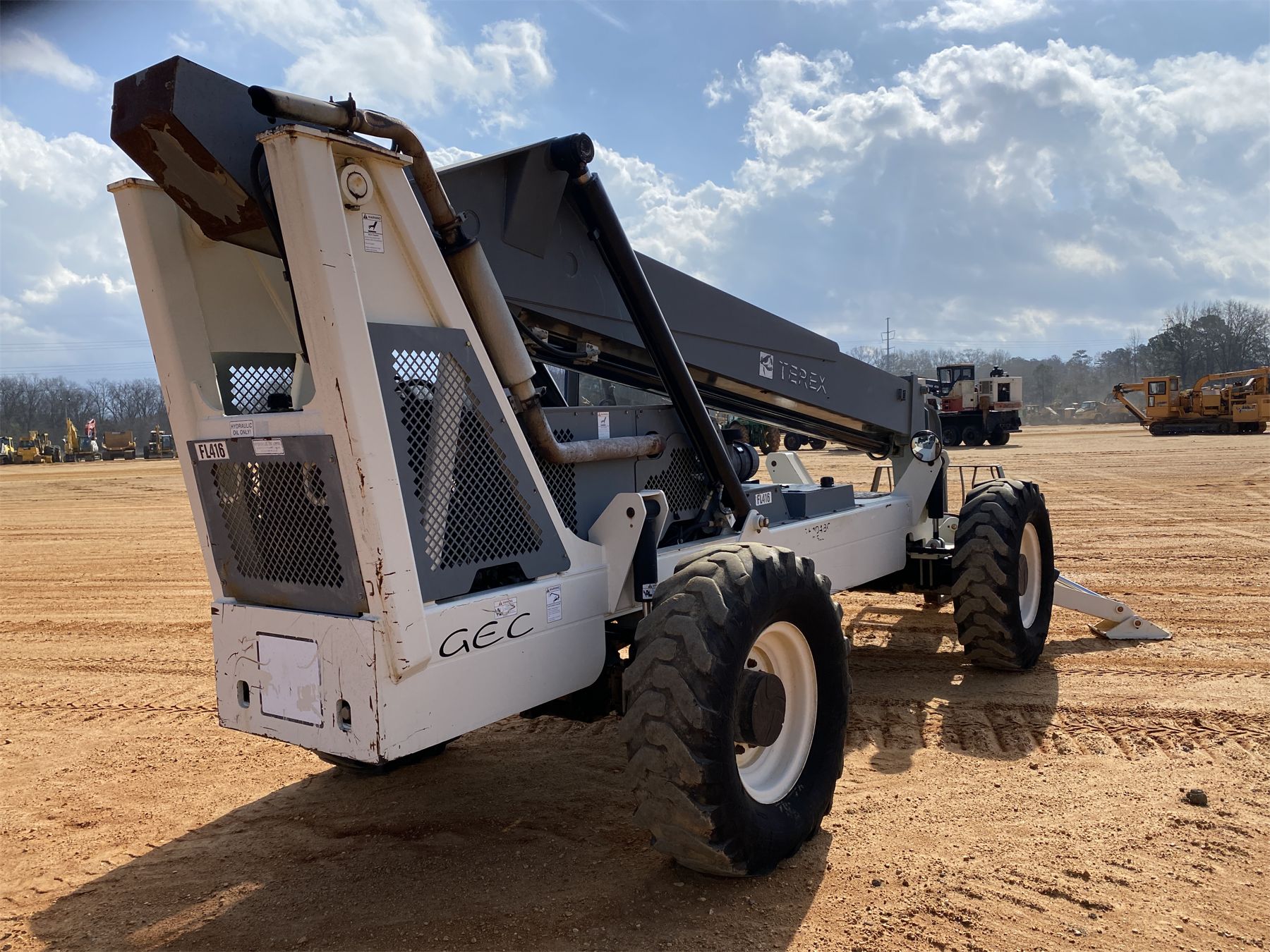 TEREX TH1006A Forklift - Telehandler - J.M. Wood Auction Company, Inc.