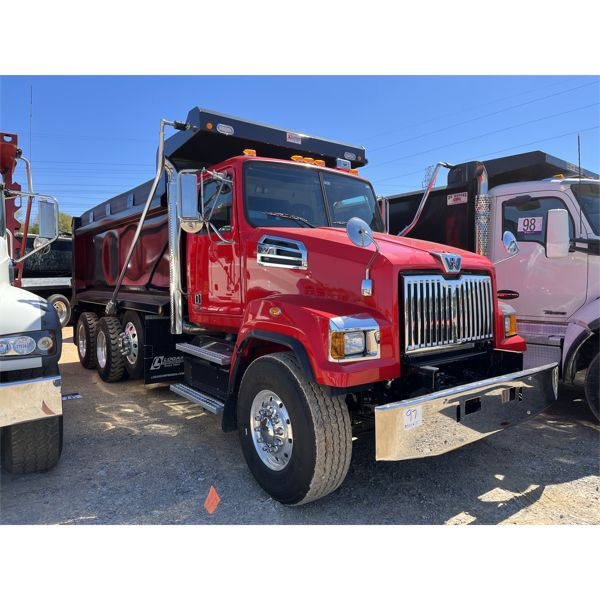 2022 WESTERN STAR 4700SF Dump Truck
