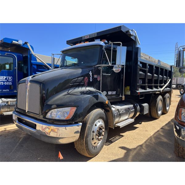 2019 KENWORTH T370 Dump Truck