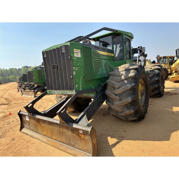 2015 JOHN DEERE 748L Skidder