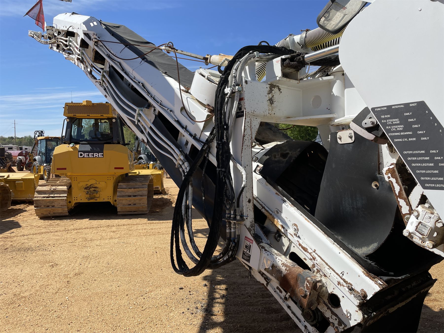 2013 ROADTEC RX-600E MILLING MACHINE | Cold Planer - J.M. Wood Auction ...