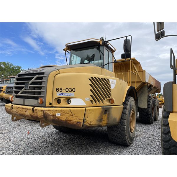 2004 VOLVO A35D Articulated Truck