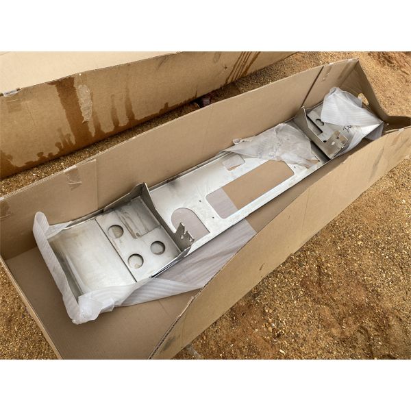 MACK CHROME BUMPER (A-6)