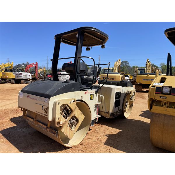 2006 INGERSOLL RAND DD70HF Roller