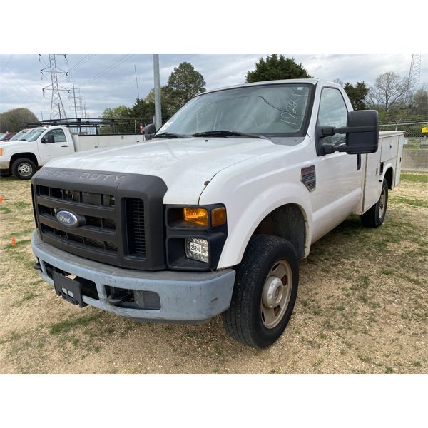 2008 FORD F250 XL Service / Mechanic Truck