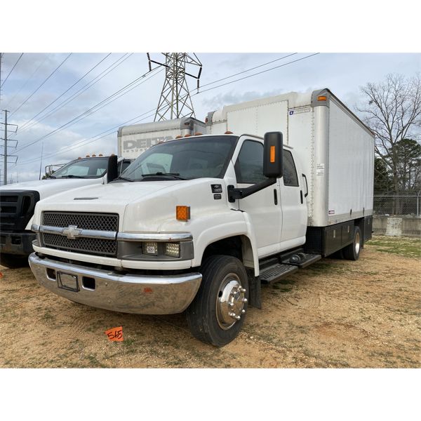 2005 CHEVROLET C5500 Box Truck