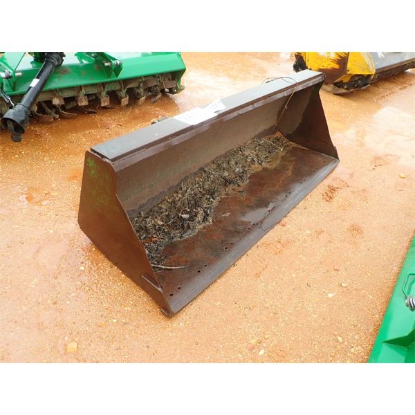 TRACTOR BUCKET, 72"W (C-6)