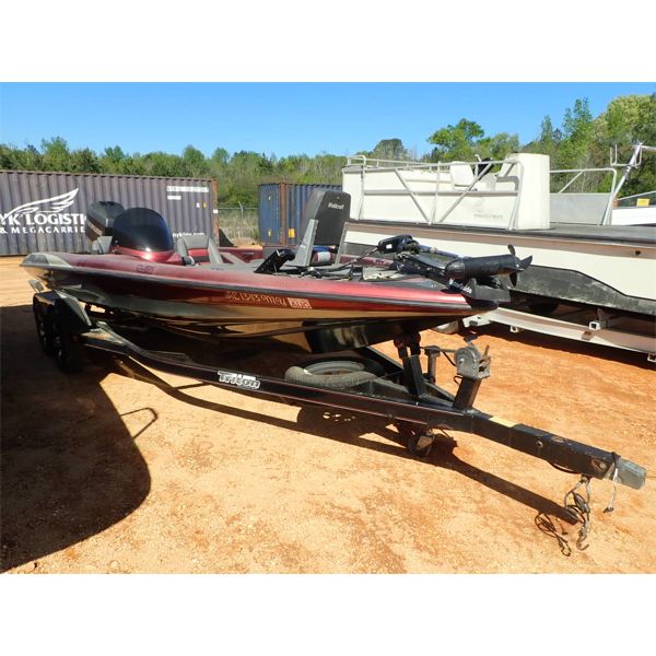 TRITON MFD 1997 Boat