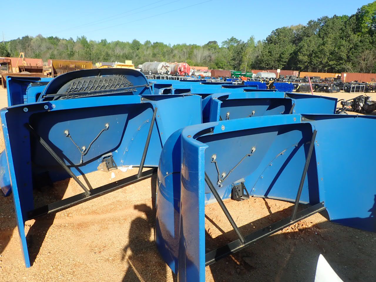 SEMI TRUCK AIR DAM 10 EACH J M Wood Auction Company Inc semi-truck-air-dam-10-each-j-m-wood-auction-company-inc