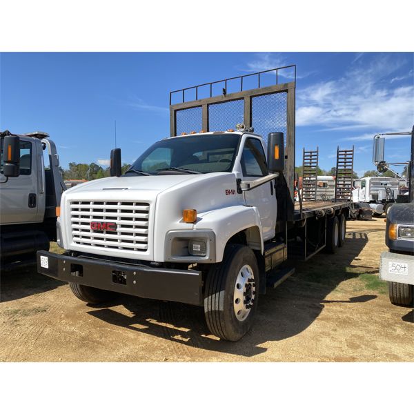 2005 GMC FLATBED EQUIPMENT HAULER Versatile Hauler Truck