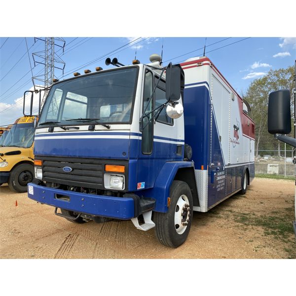 1996 FORD COMMUNICATION TRUCK