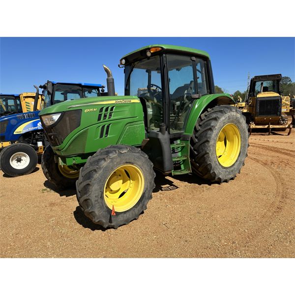 2015 JOHN DEERE 6105M Farm Tractor