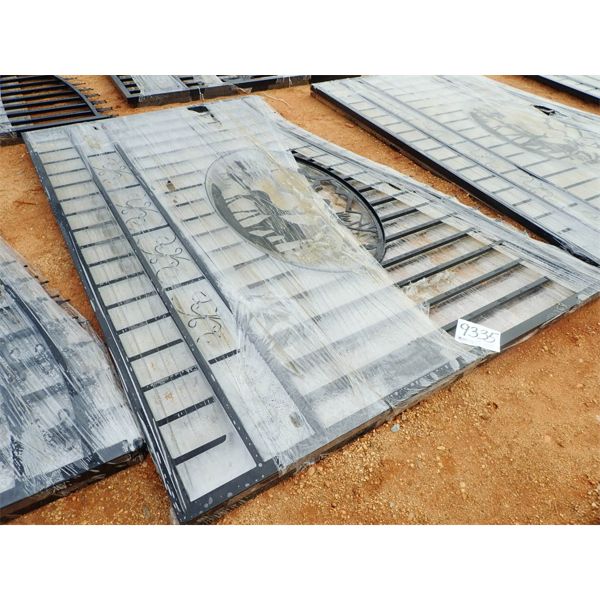 WROUGHT IRON GATE, 20'W (C9)