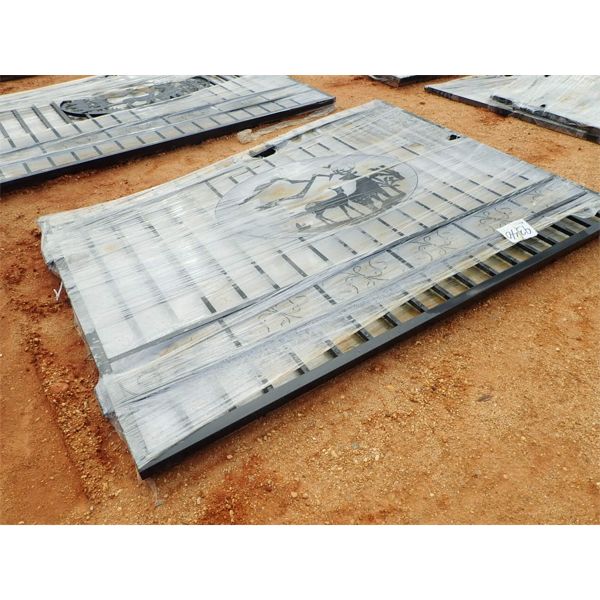 WROUGHT IRON GATE, 20'W (C9)