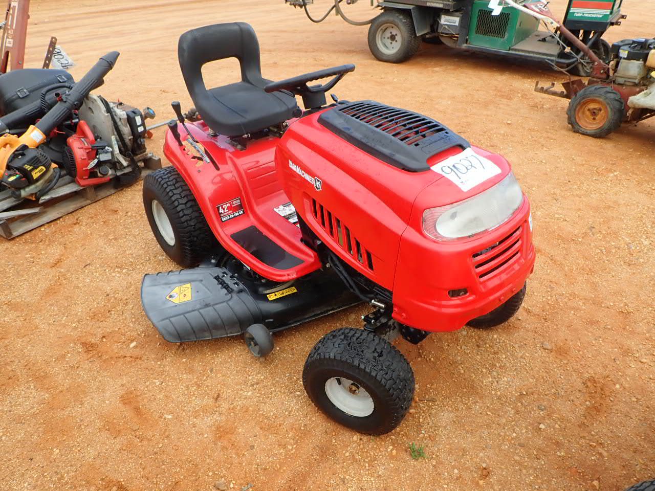 Yard Machines 420cc 42 inch riding lawn mower for ultimate cutting Yard Machines 420cc 42 inch riding lawn mower for ultimate cutting