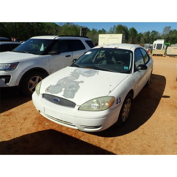 2007 FORD TAURUS SE Pickup Truck