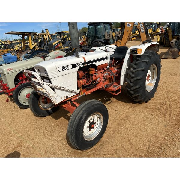 CASE 885 Farm Tractor