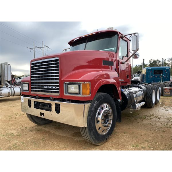 2012 MACK CHU613 Day Cab Truck