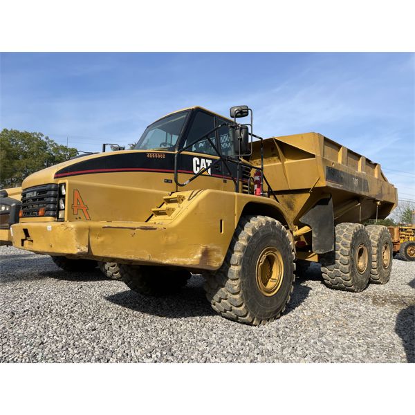 2005 CAT 740 Articulated Truck