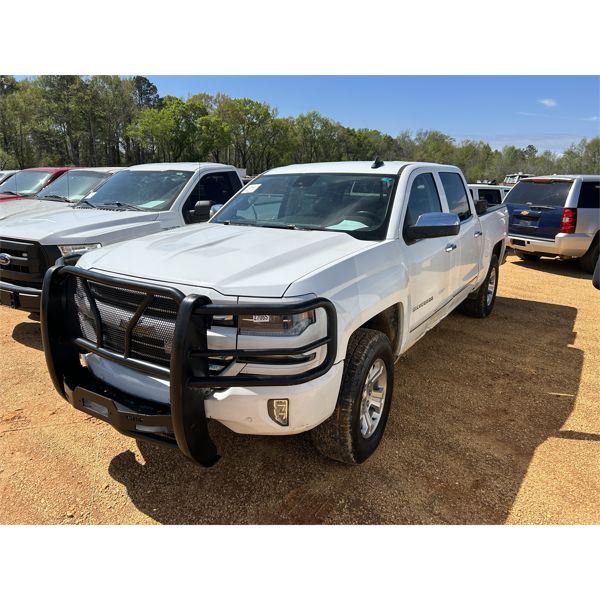 2016 CHEVROLET SILVERADO LTZ Z71 Pickup Truck