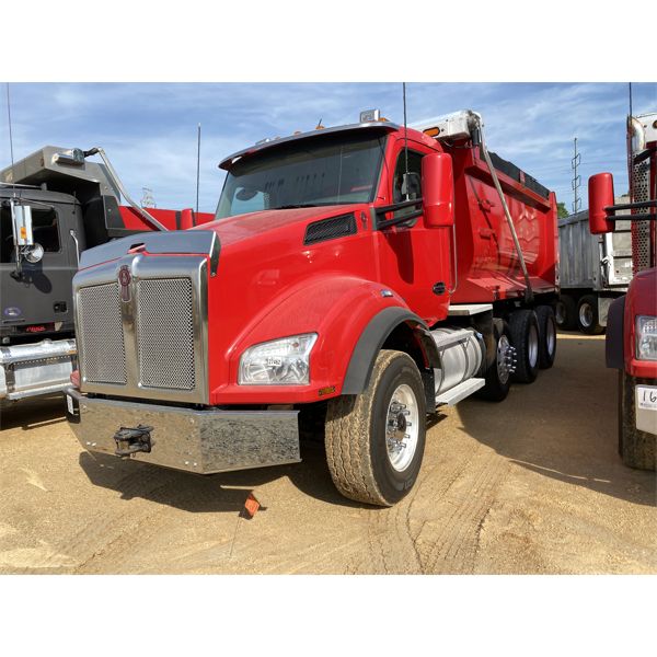 2020 KENWORTH T880 Dump Truck