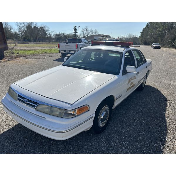 1999 FORD CROWN VICTORIA