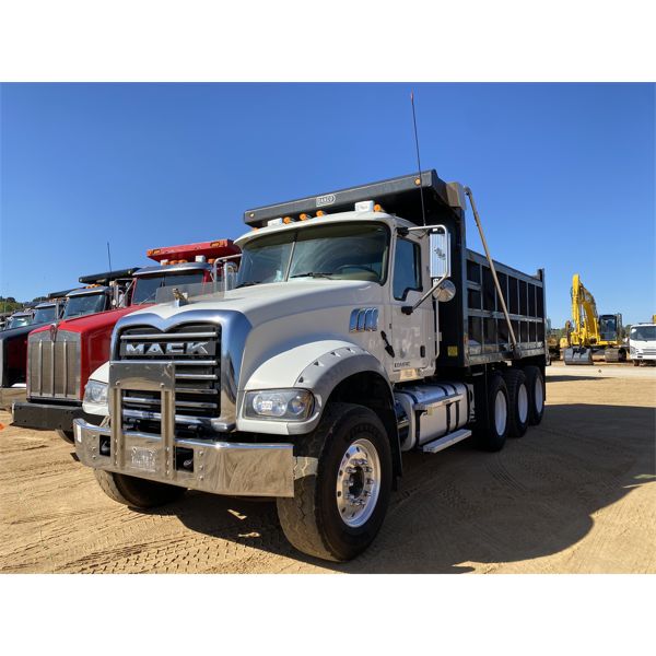 2017 MACK GU713 Dump Truck