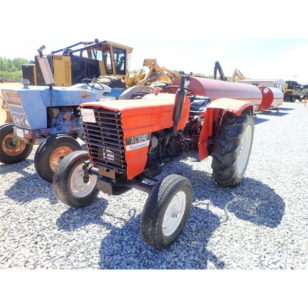 ALLIS CHALMERS AC5040 Farm Tractor