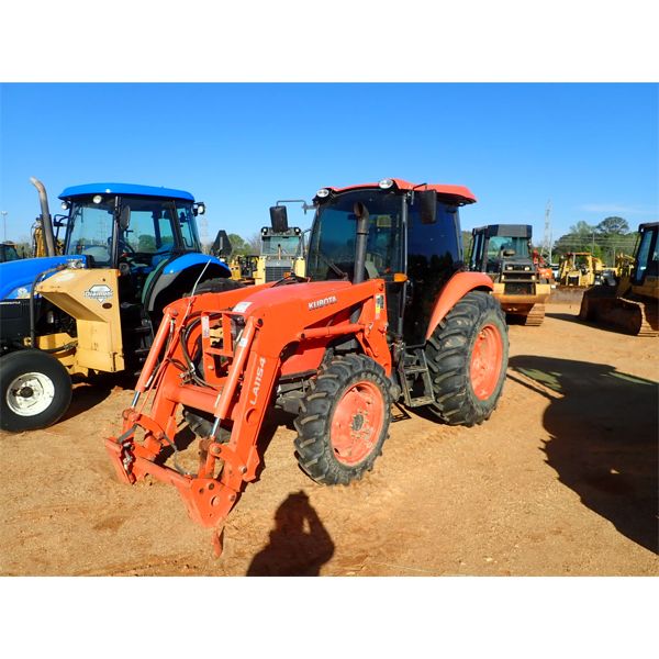 KUBOTA M7060D Farm Tractor