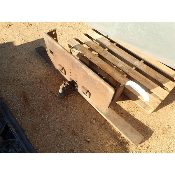 BUMPER W/PINTEL HOOK/BALL (A6)