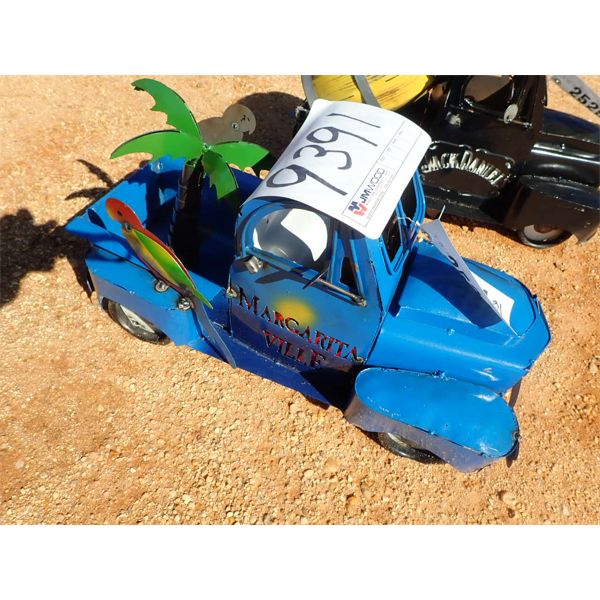 MARGARITAVILLE METAL TRUCK (C-9)