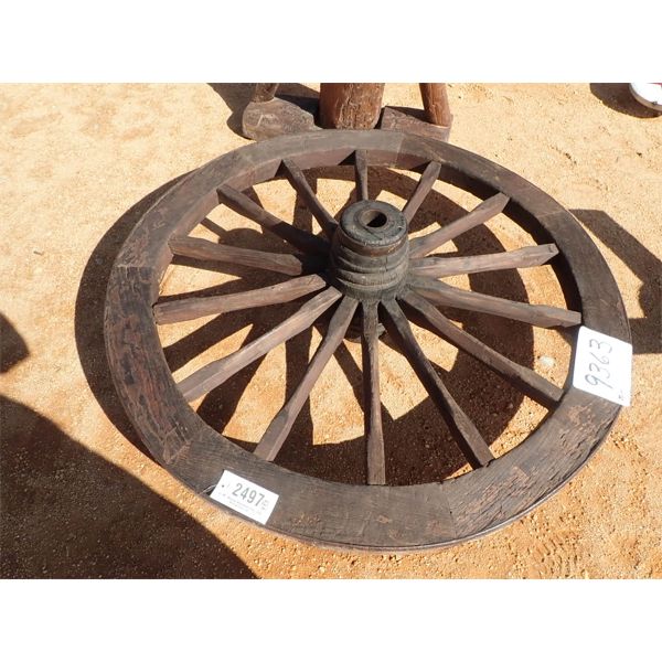 WOOD WAGON WHEEL (C-9)