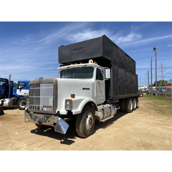 1990 INTERNATIONAL  Grapple Truck