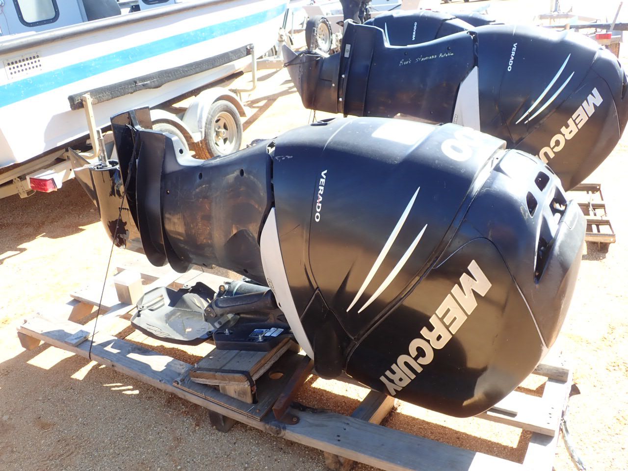 MERCURY OUTBOARD MOTOR, VERADO 300HP RUN COUNTER ROTATION