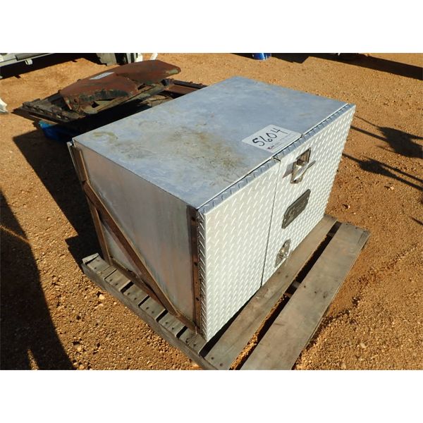 STURDY-LITE ALUMINUM TOOL BOX (A-6)