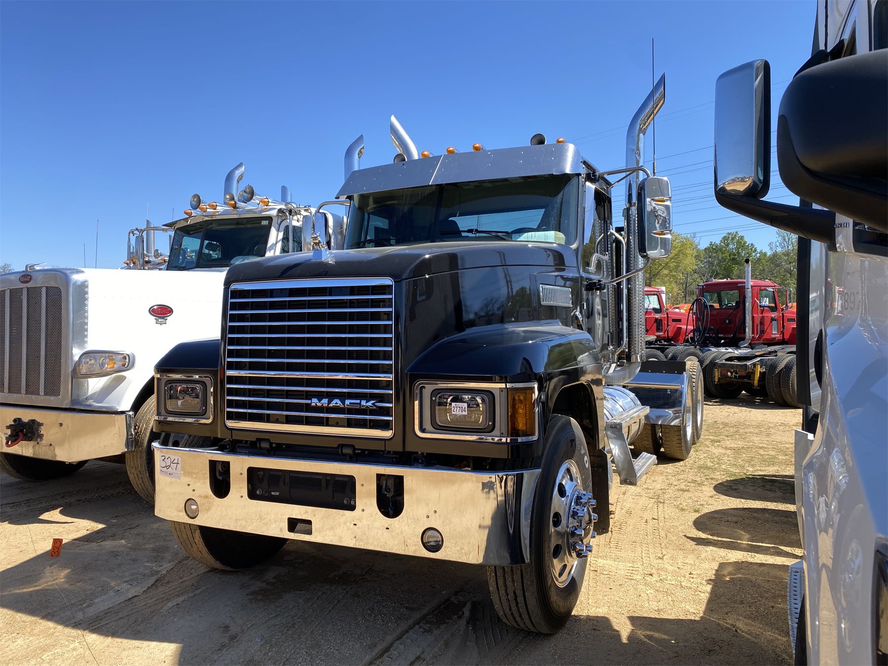 2020 MACK PI64T Day Cab Truck - J.M. Wood Auction Company, Inc.