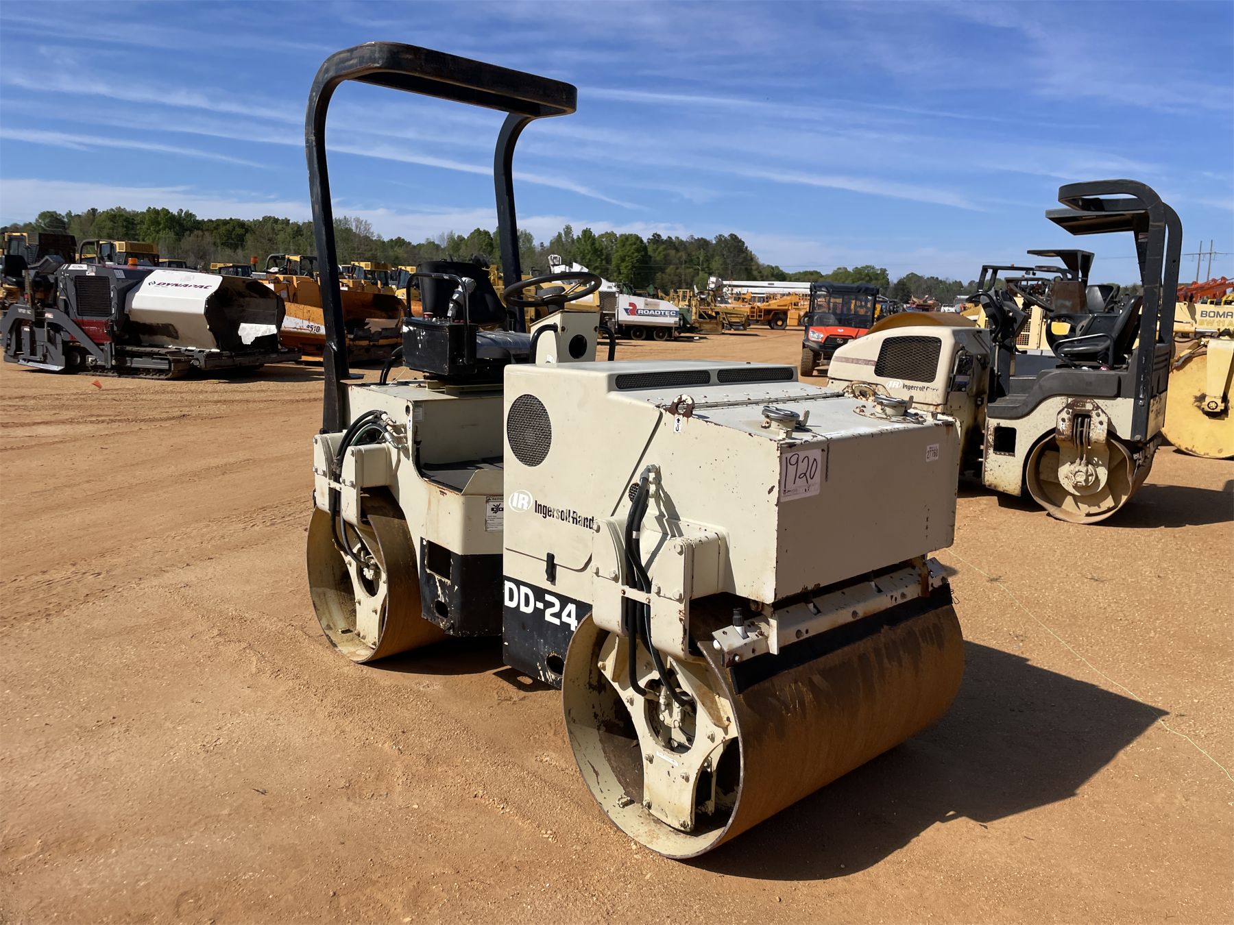 Irroller INGERSOLL RAND DD-24 Roller - J.M. Wood Auction Company, Inc.