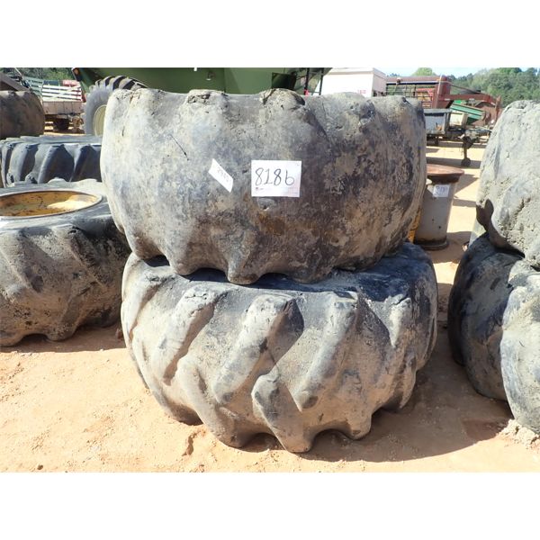 SKIDDER TIRE & RIM (2 EA) (C-2)
