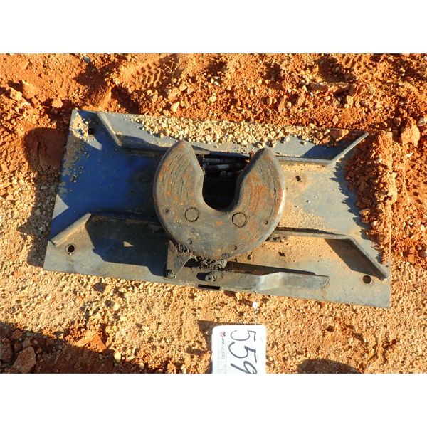 5TH WHEEL WITH MOUNTING PLATE AND BOLTS