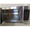 Image 2 : DANBY® DESIGNER MICROWAVE-STAINLESS STEEL-EXCELLENT CONDITION!