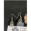 Image 3 : 2 Pairs Earrings ( Not Tested)