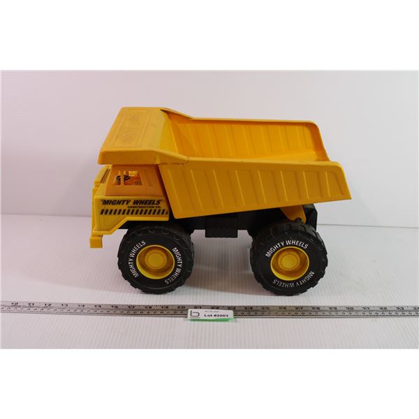 Mighty Wheels Dump Truck