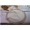 Image 3 : Linens and Doilies