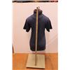 Image 3 : *1/2 Mannequin on Hanging Stand