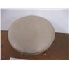 Image 2 : Round foot stool - 24" round