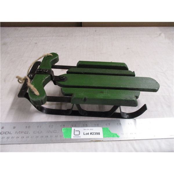Small folk art sled 13" long