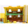 Image 2 : Fisher-Price Family House w/ Furniture