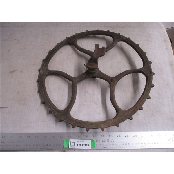 16" round gear